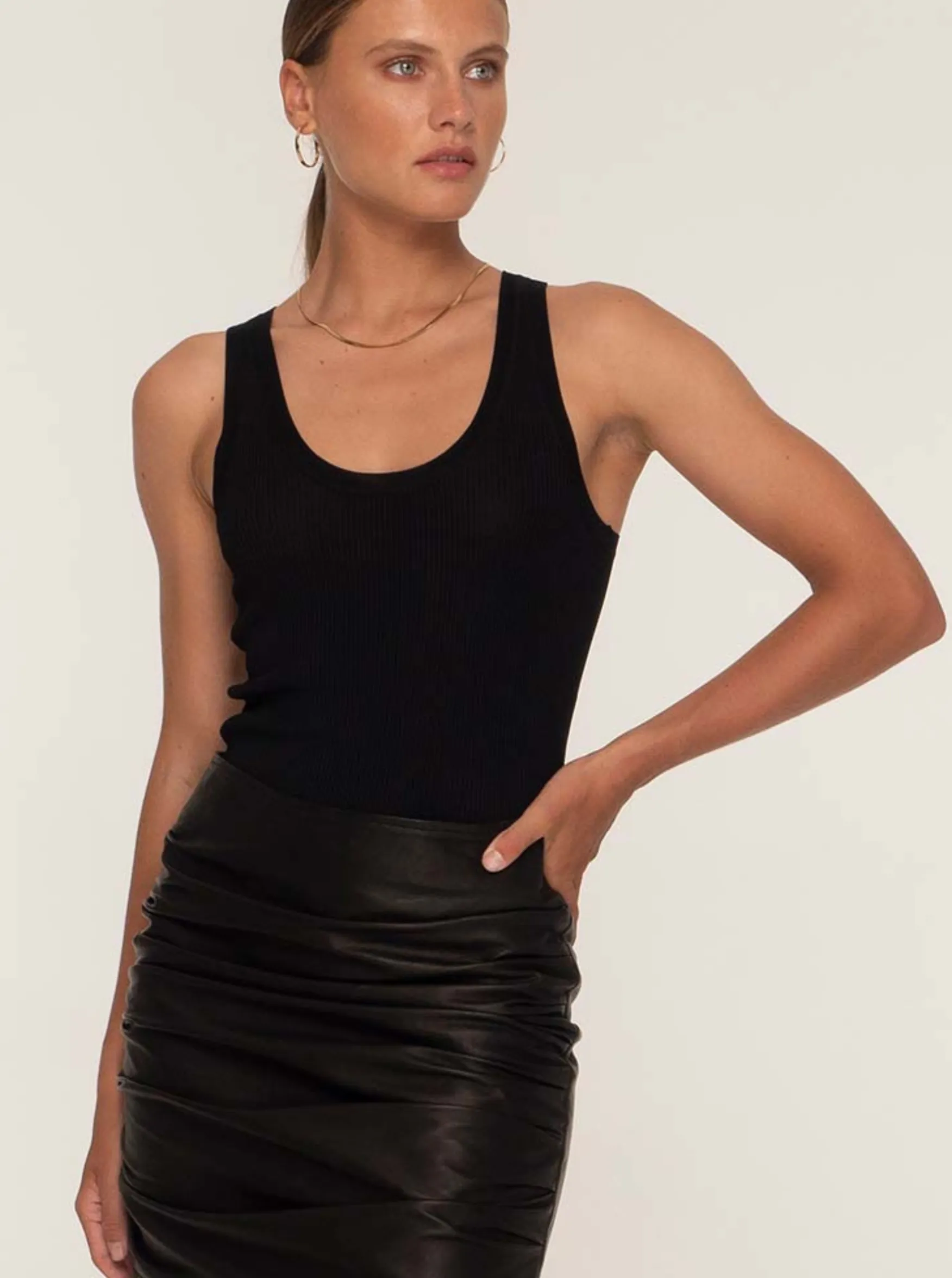 MADELINE ROUCHED LEATHER SKIRT - BLACK