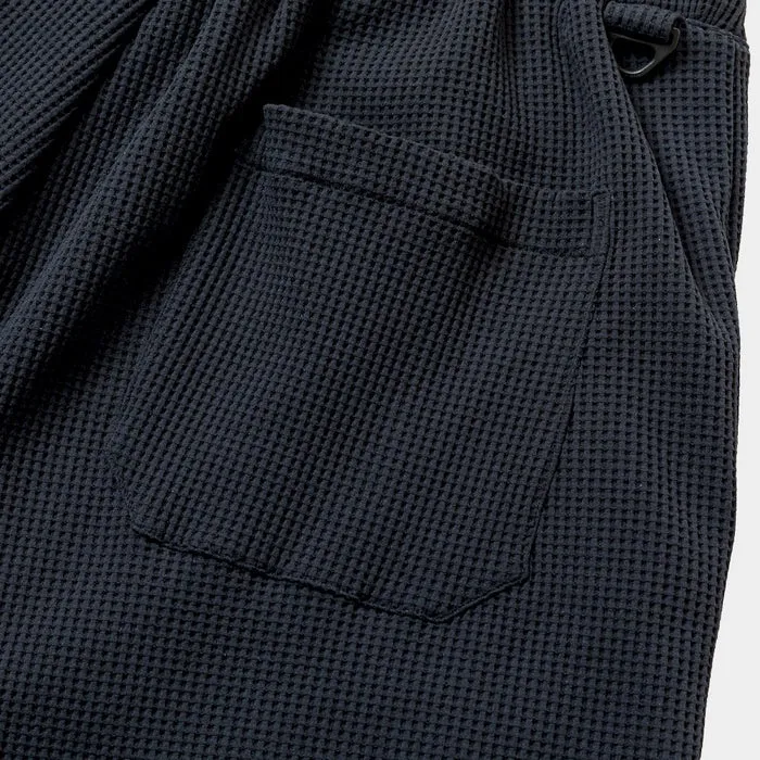 MEANSWHILE SOLOTEX WAFFLE EASY SHORTS-NAVY