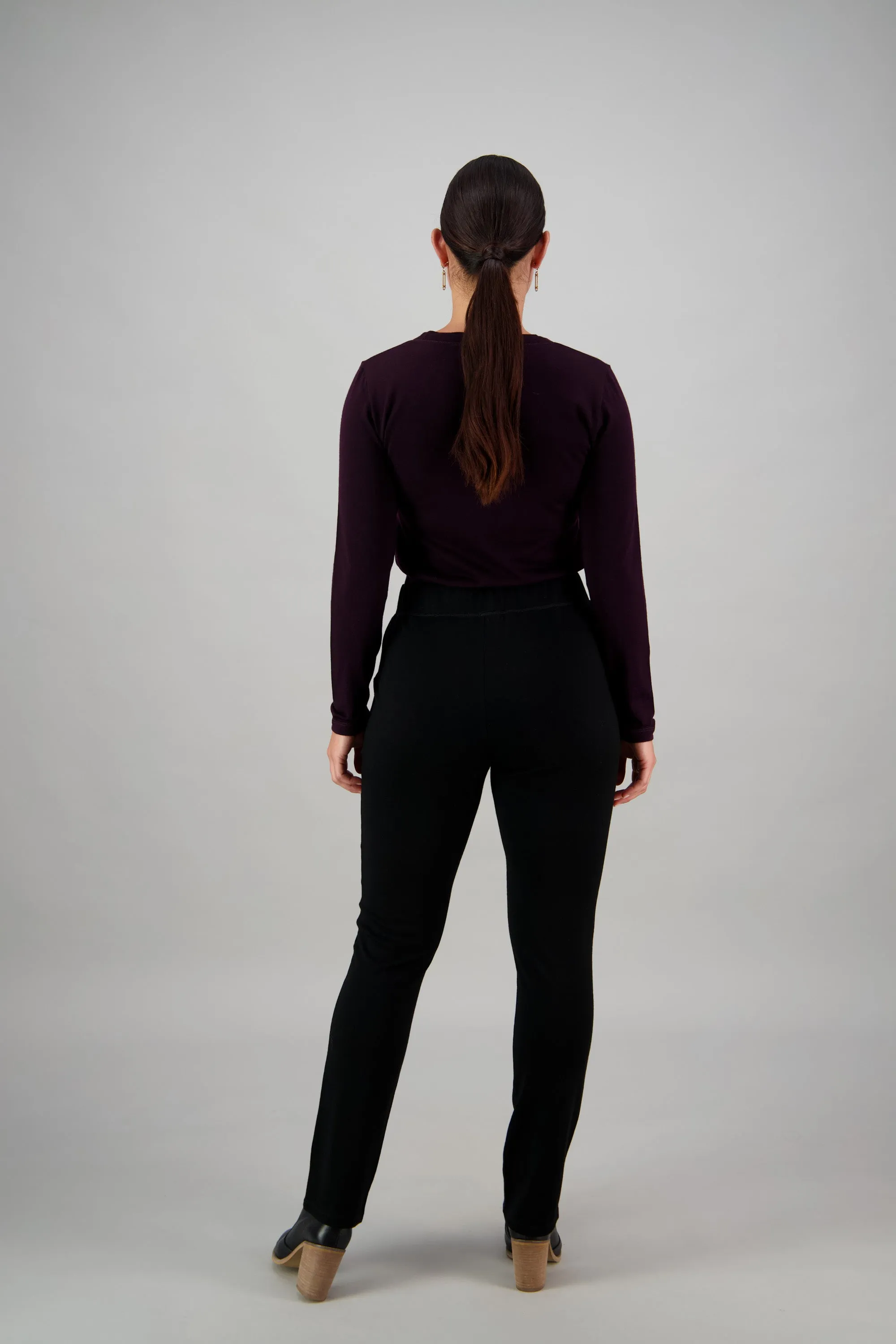 Vassalli -  Merino Relaxed Slim Pull On Pant - Back